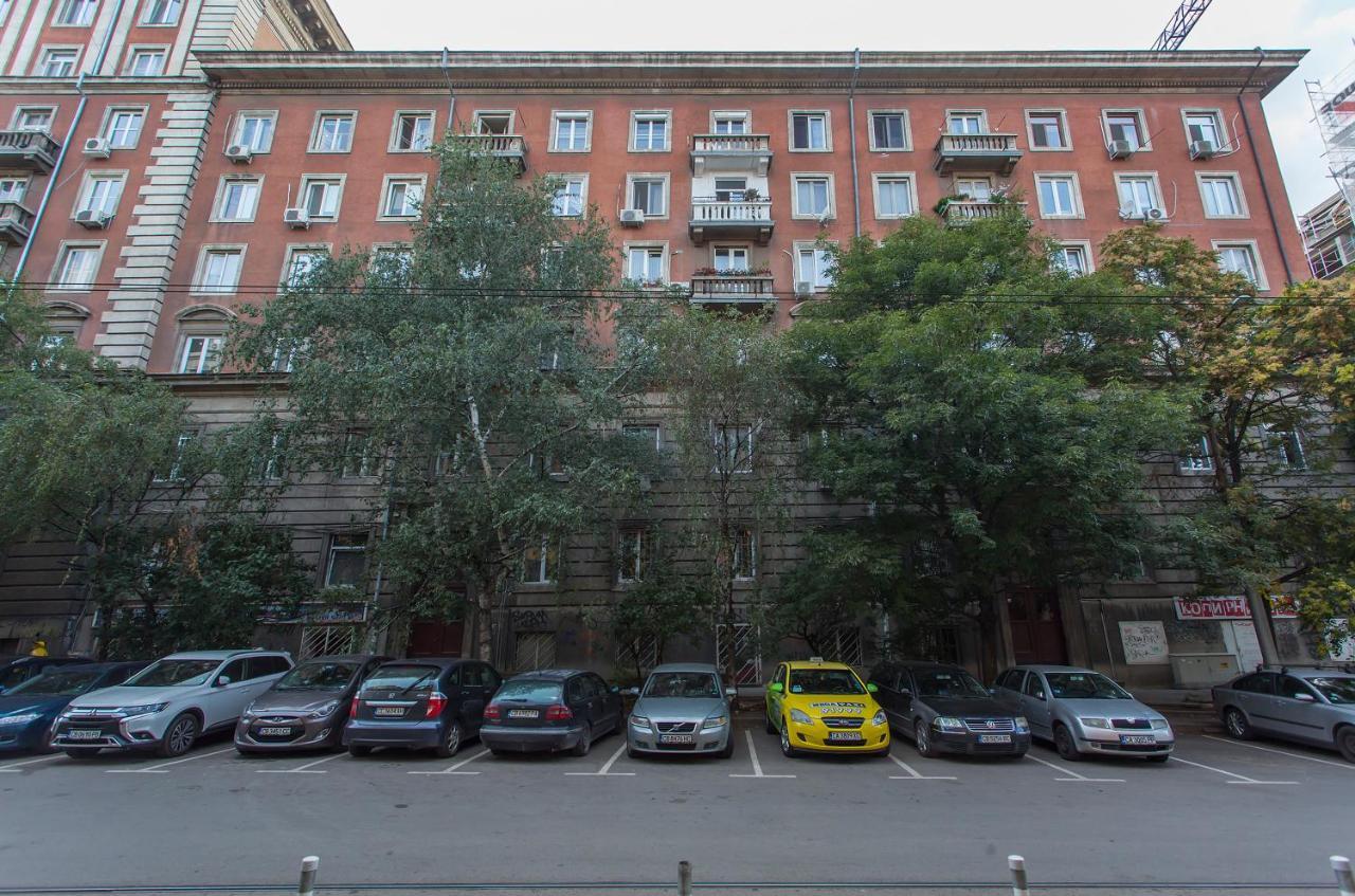 Modern Apartment In The City Center Sofia Exterior photo